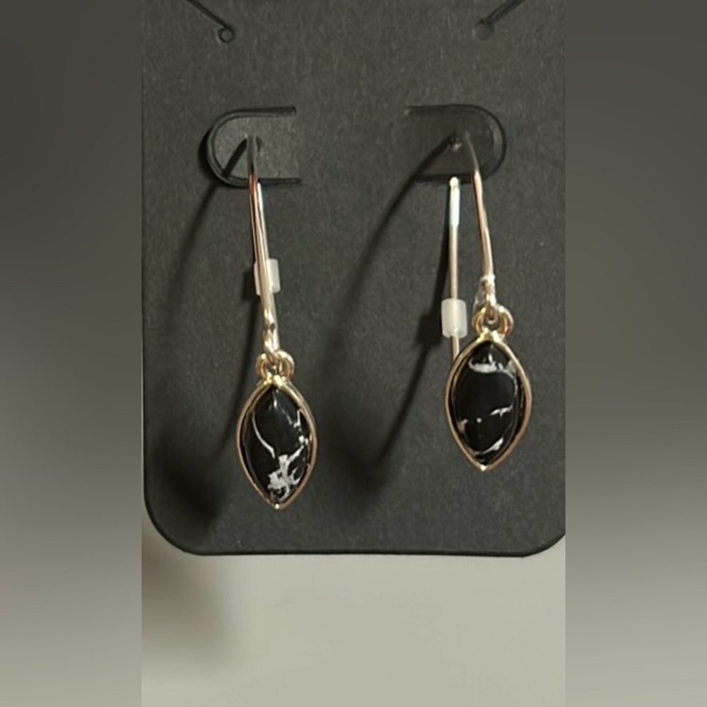 Marbled Black and White Tear Drop Earrings